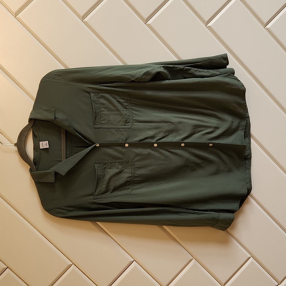 Sage Green M Old Navy button-down